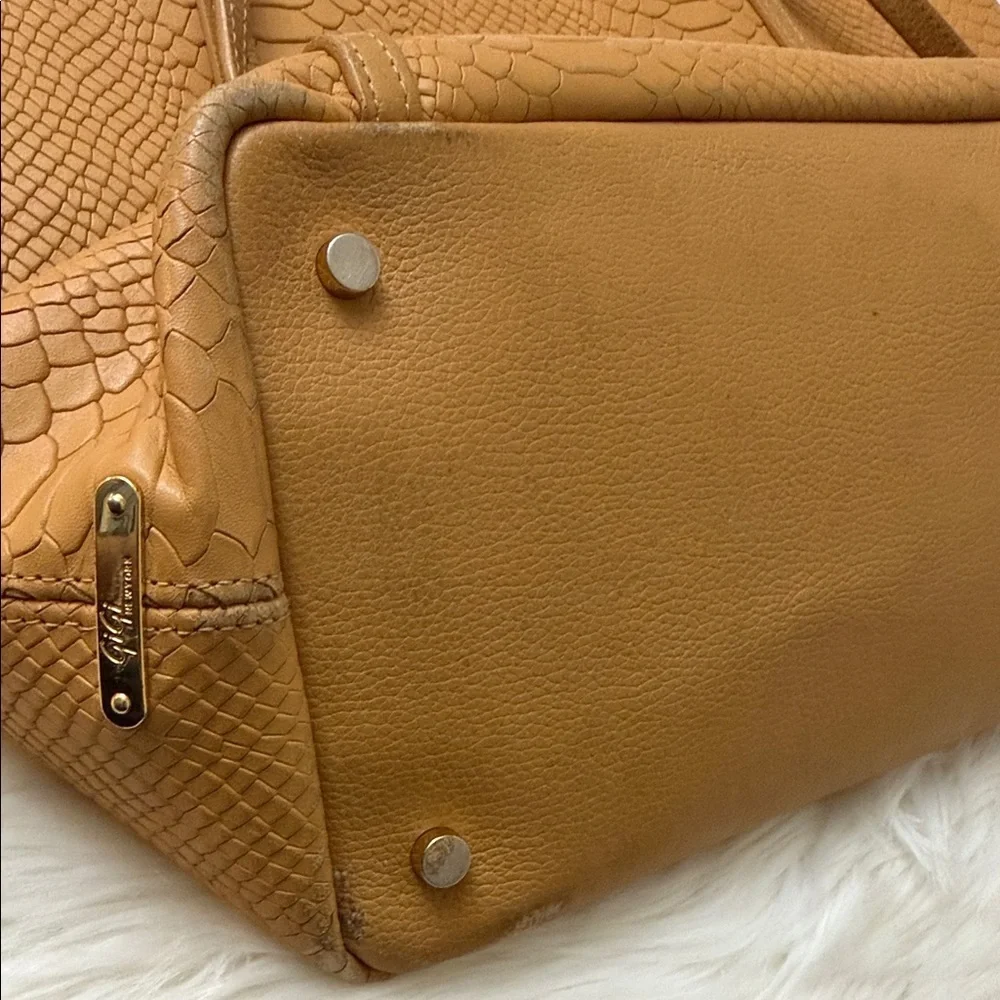 GiGi New York Mustard Textured Tote